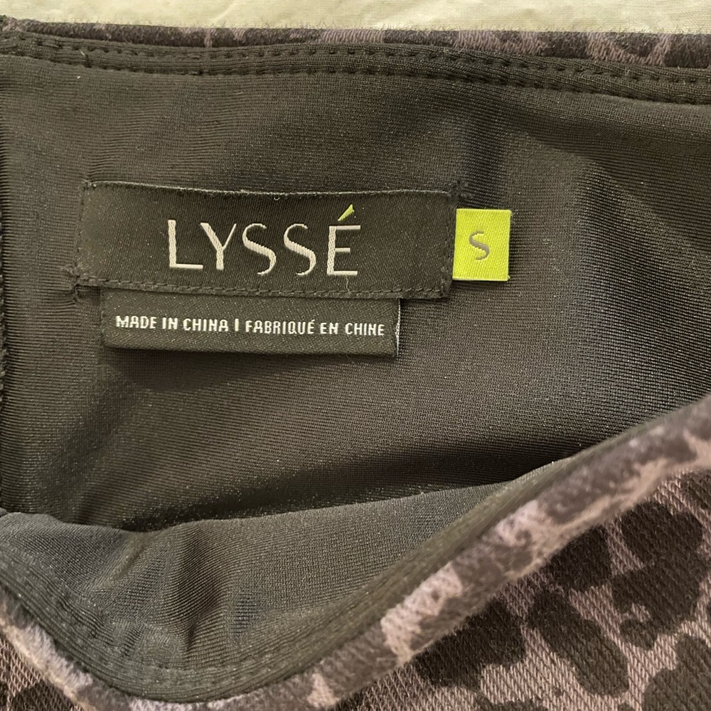 LYSSE Grey Leopard Print Toothpick Denim, Size Small - Picture 9 of 10